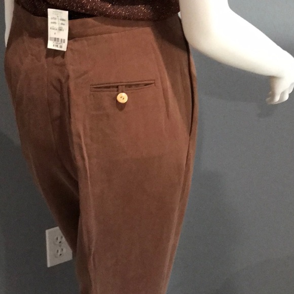 Pleated fully lined dress pants! - Picture 5 of 5